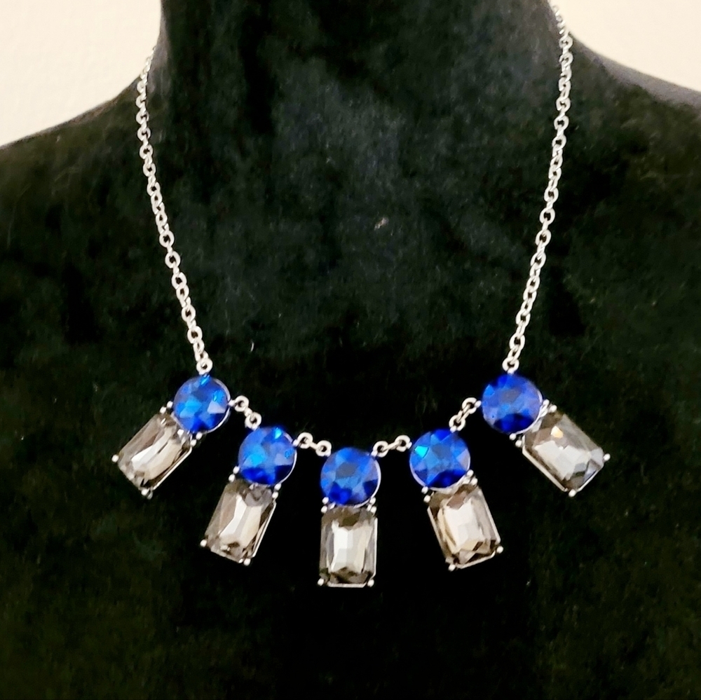 LARGE EMERALD CUT SMOKY GREY & ROUND BLUE CRYSTAL ART DECO INSPIRED NECKLACE